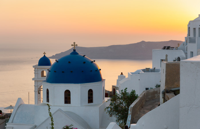 Kreikan Santorini on suosittu kohde honeymoonille, joten miksei myös babymoonille!