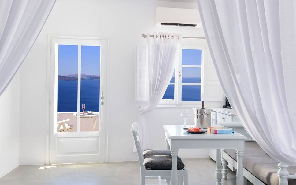 Ruokailuhuone Valokuva