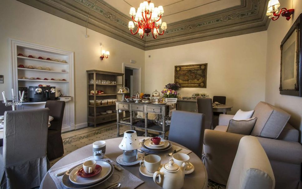 Ruokailuhuone Valokuva