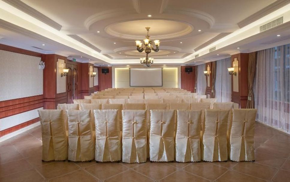 Kokoushuone Valokuva