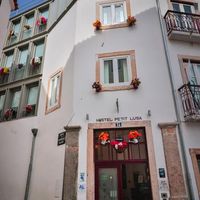 Hostel Petit Lusa