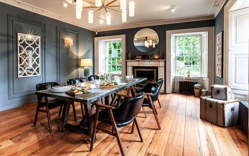 Ruokailuhuone Valokuva